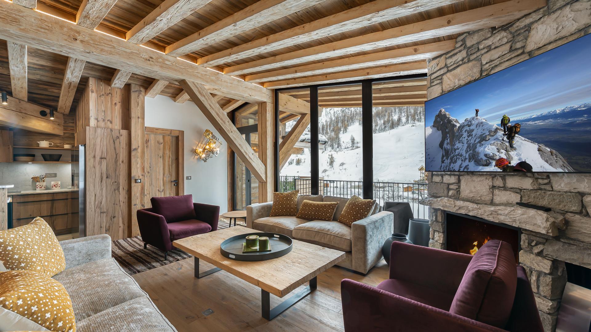 Appartement Penthouse Flèche 12 - Location chalets Covarel - Val d'Isère Alpes - France - Salon cheminée