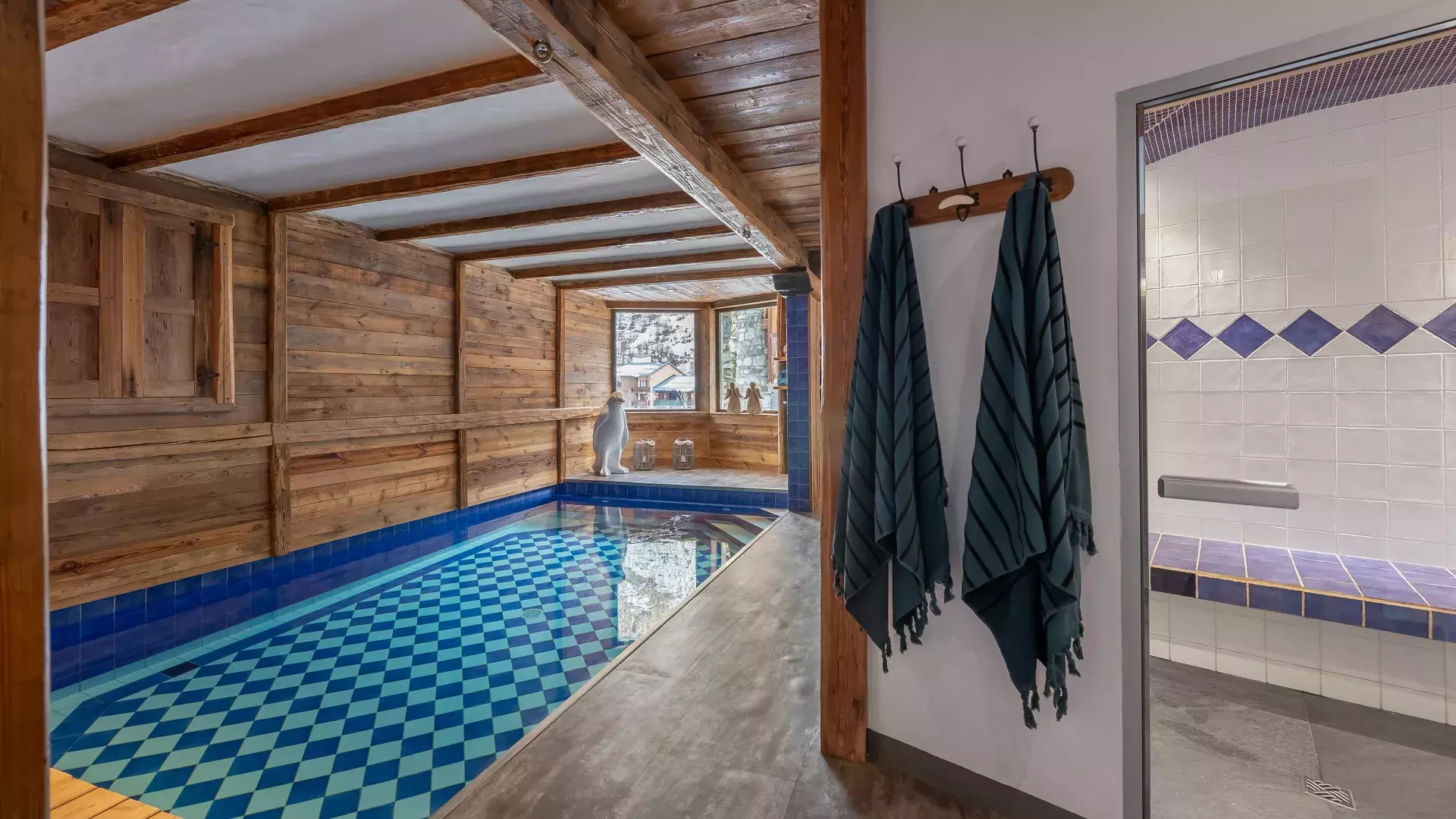 Chalet Pauline 3 - Location chalets Covarel - Val d'Isère Alpes - France - piscine