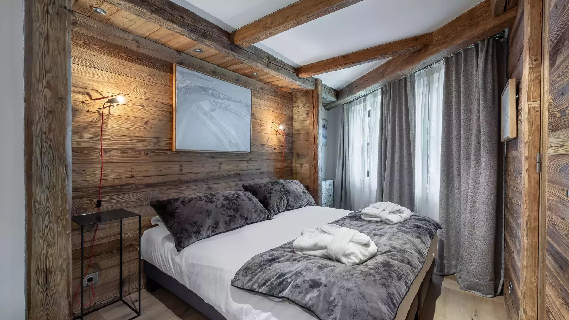 Chalet Papillon 2 - Location chalets Covarel - Val d'Isère Alpes - France - Chambre 1