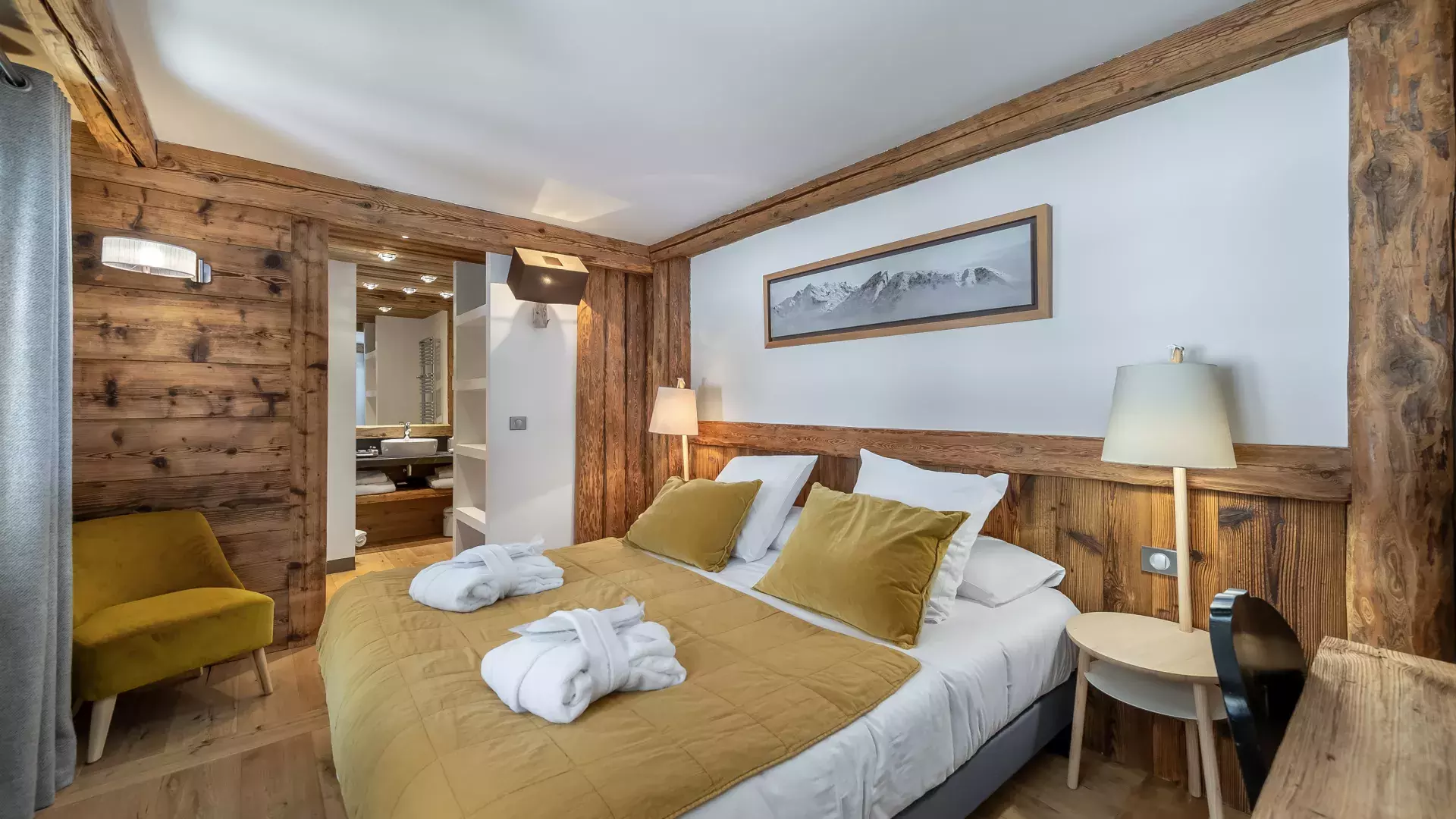 Chalet Papillon 2 - Location chalets Covarel - Val d'Isère Alpes - France - Chambre 4