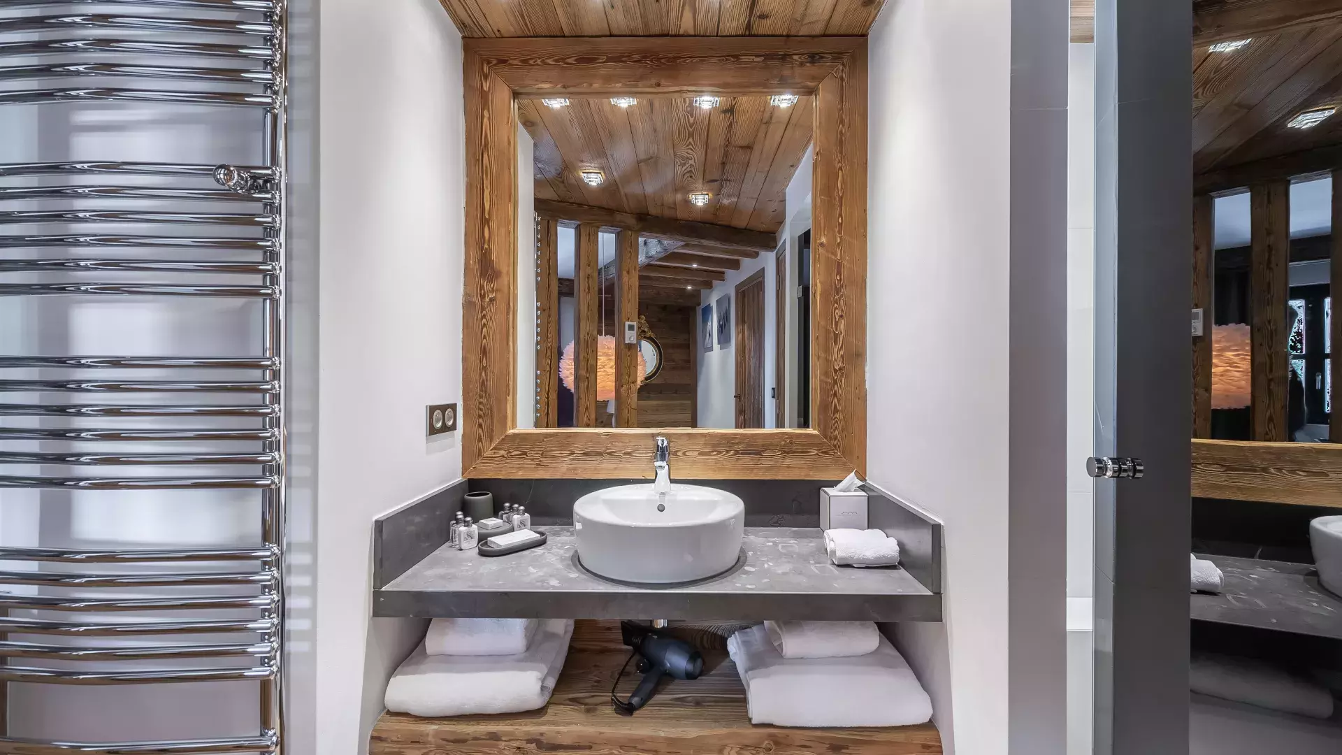 Chalet Papillon 2 - Location chalets Covarel - Val d'Isère Alpes - France - Salle de bain 3