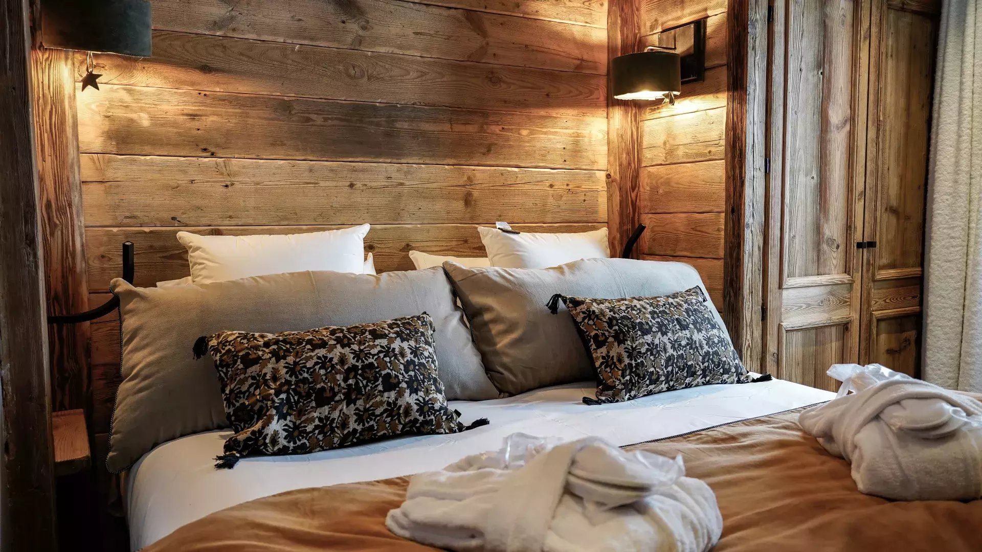 Chalet Le Crêt - Location chalets Covarel - Val d'Isère Alpes - France – Chambre 4.1