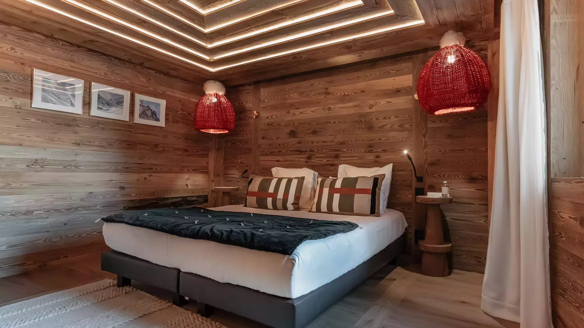 Chambre avec lit double du penthouse Best View