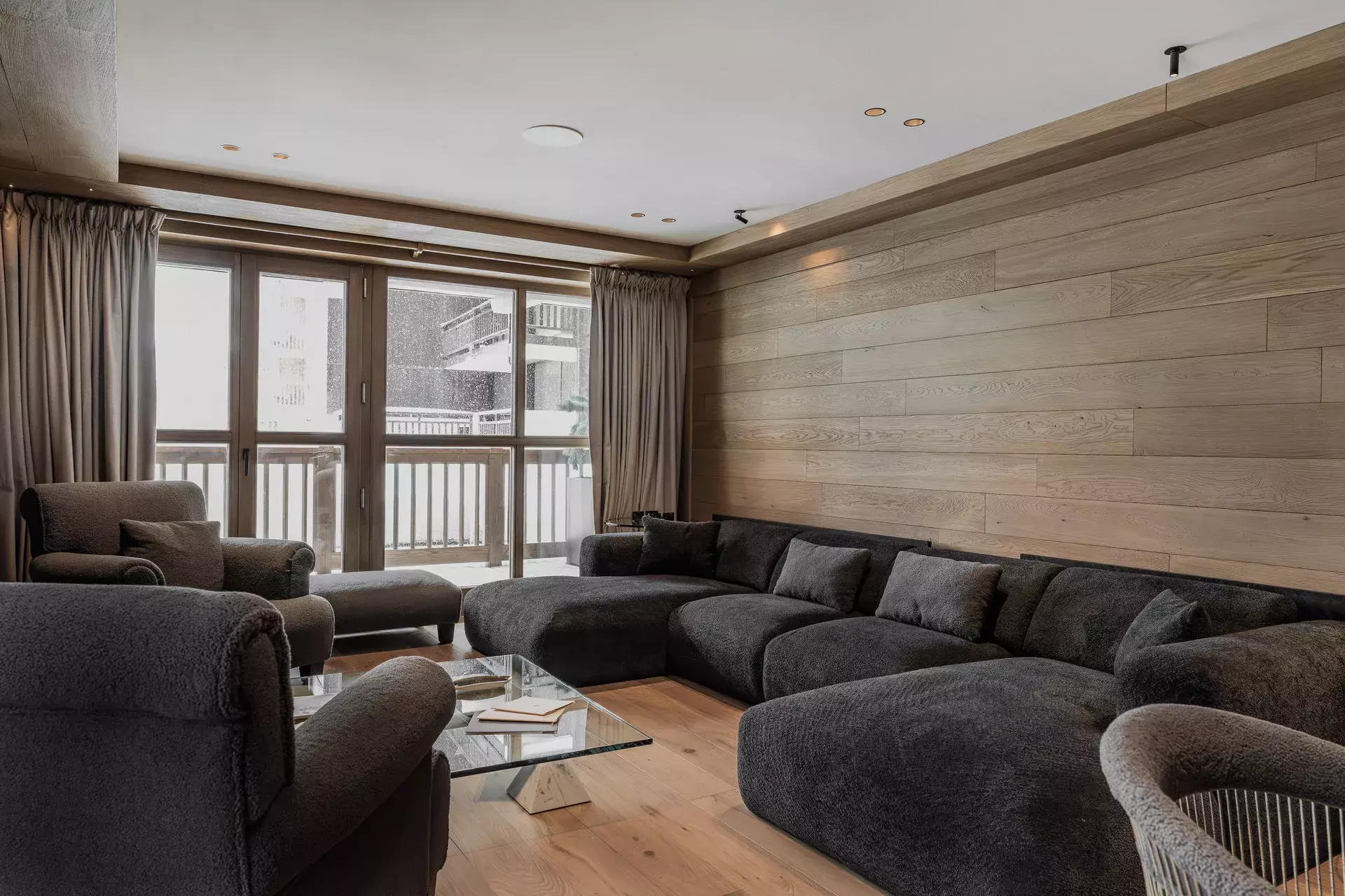 Salon de l'appartement Cinq