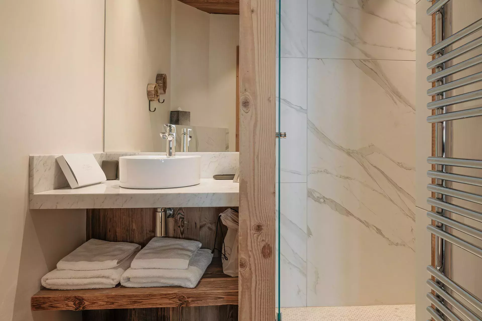 Salle de bain du penthouse Flèche